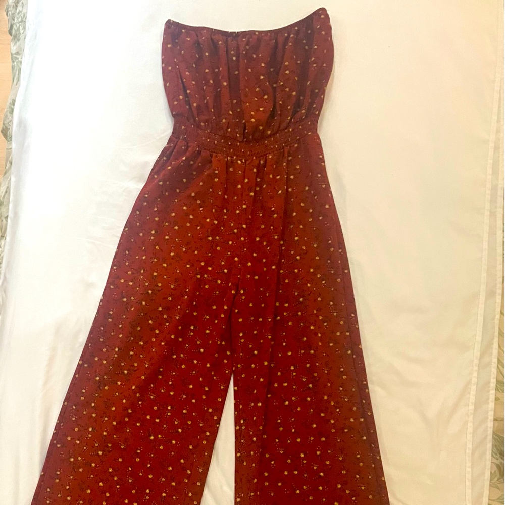 Strapless rust floral jumper